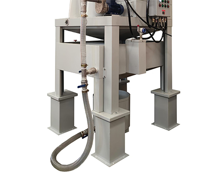 高（gāo）腿帶桶式水箱